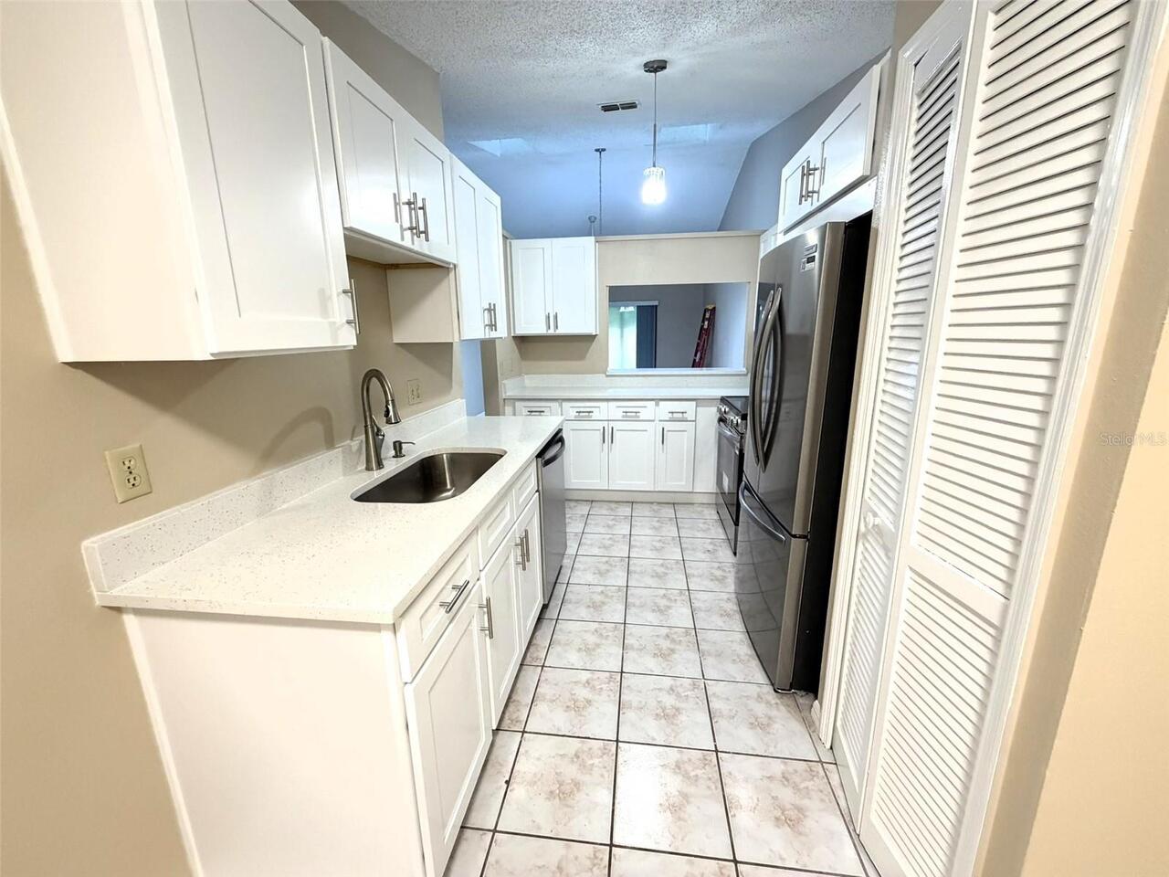 Listing Photo 7