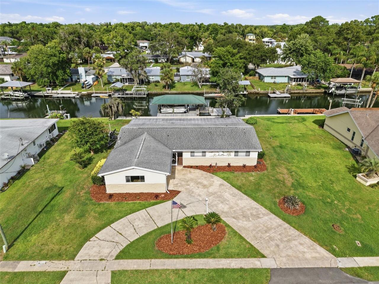 Listing Photo 6
