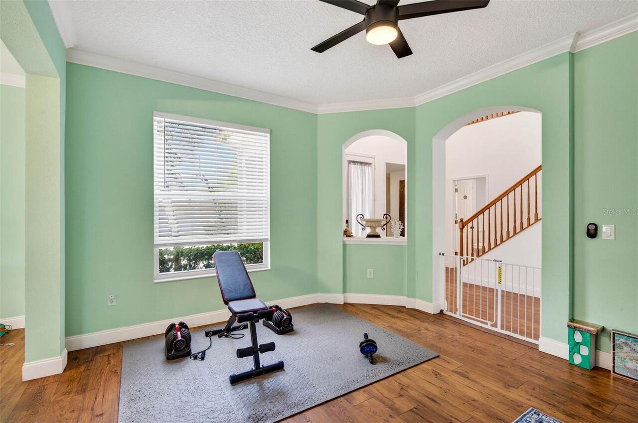 Listing Photo 8