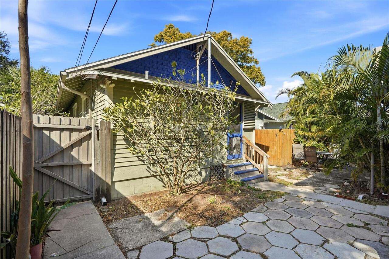 Listing Photo 17