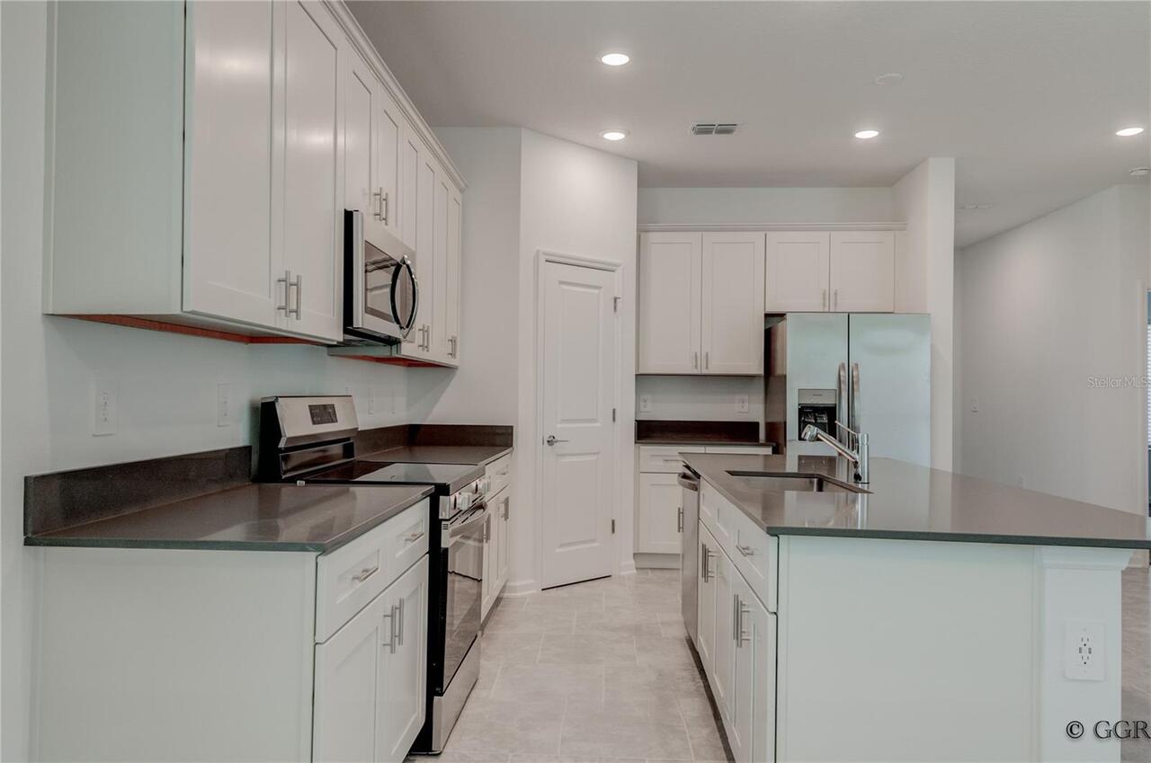 Listing Photo 17