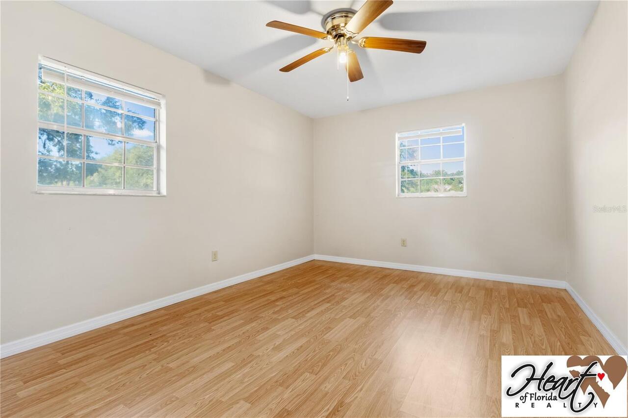 Listing Photo 18
