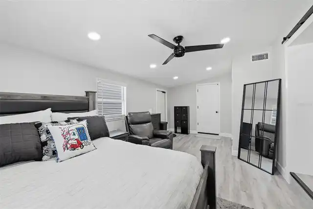 Listing Photo 29
