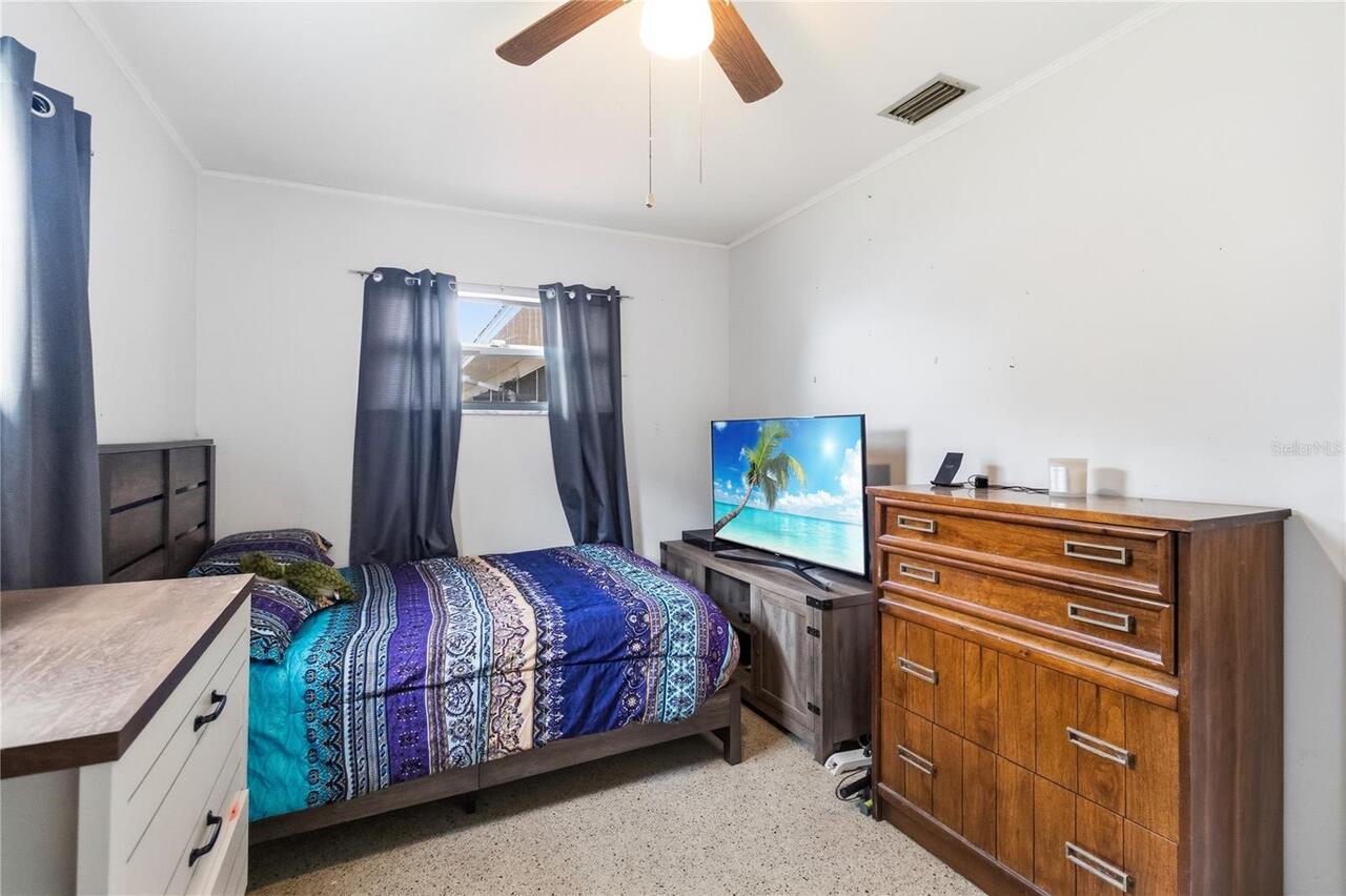 Listing Photo 37