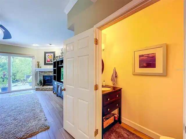 Listing Photo 8