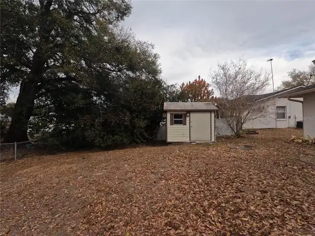 Listing Photo 16