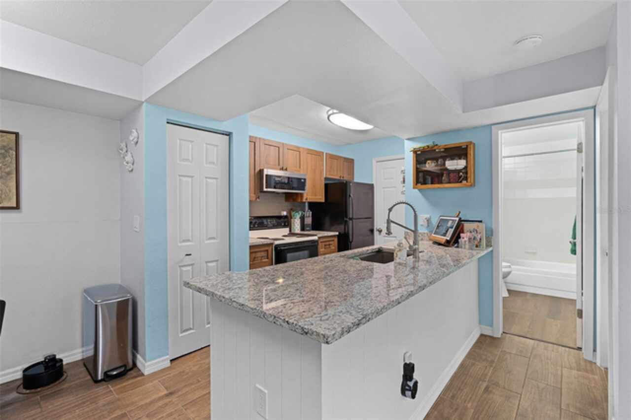 Listing Photo 7