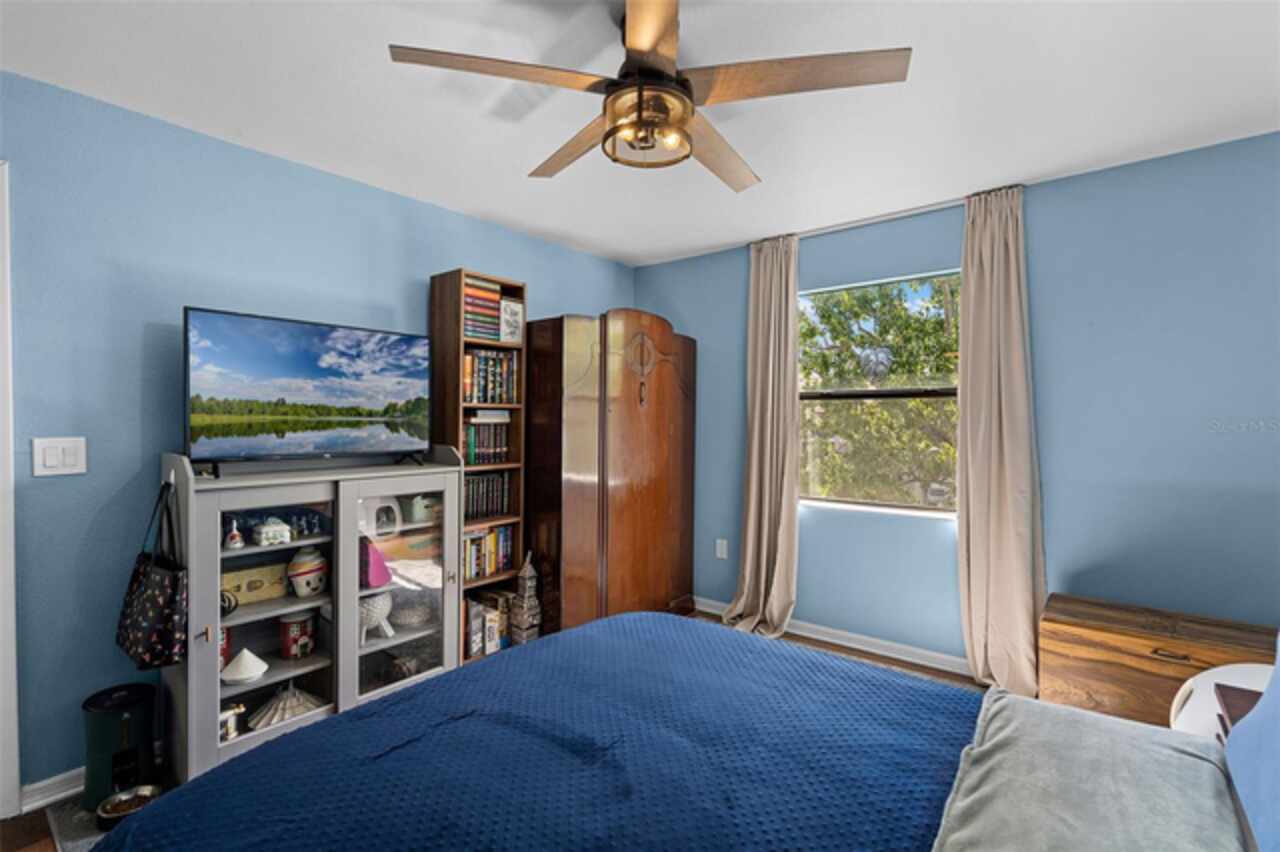 Listing Photo 18