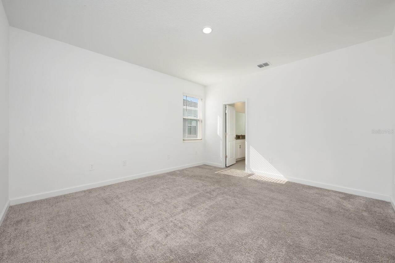 Listing Photo 33