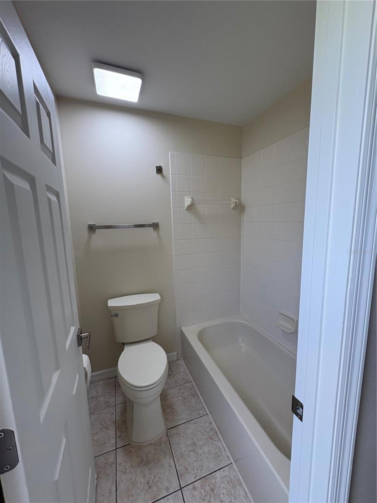 Listing Photo 14