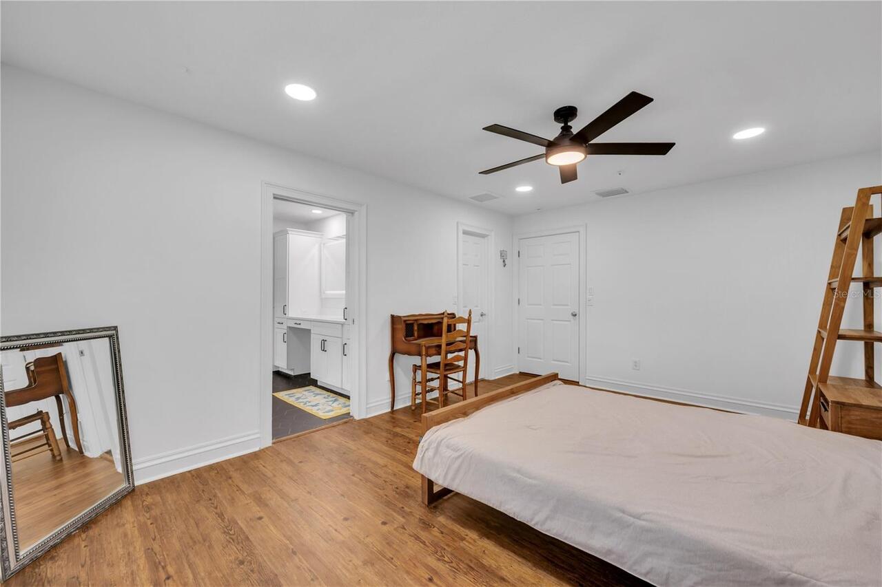 Listing Photo 33