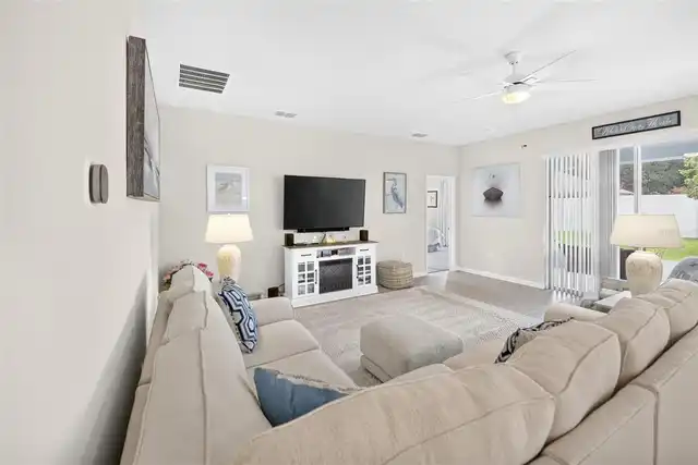 Listing Photo 7