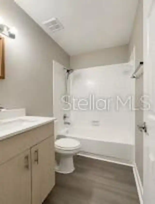 Listing Photo 16