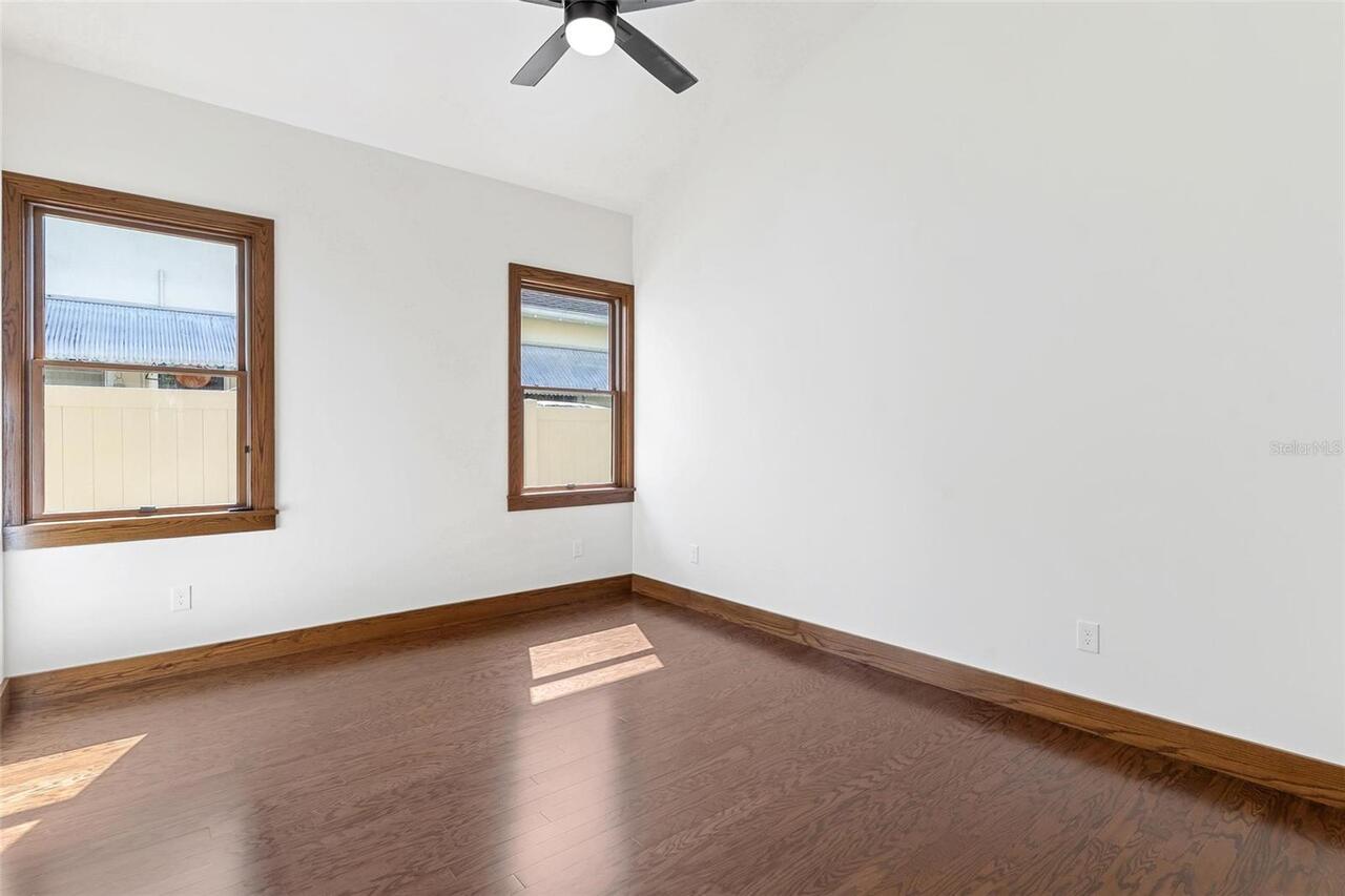 Listing Photo 28