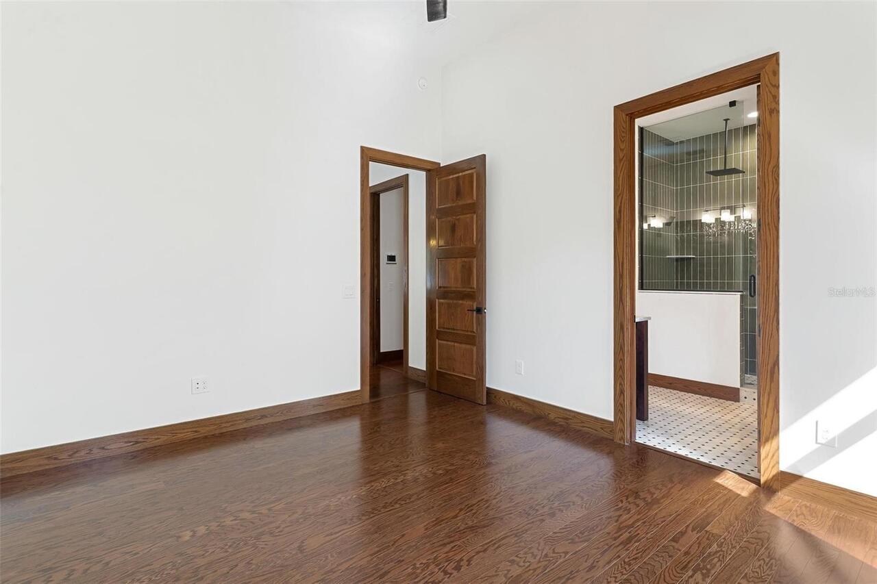Listing Photo 29