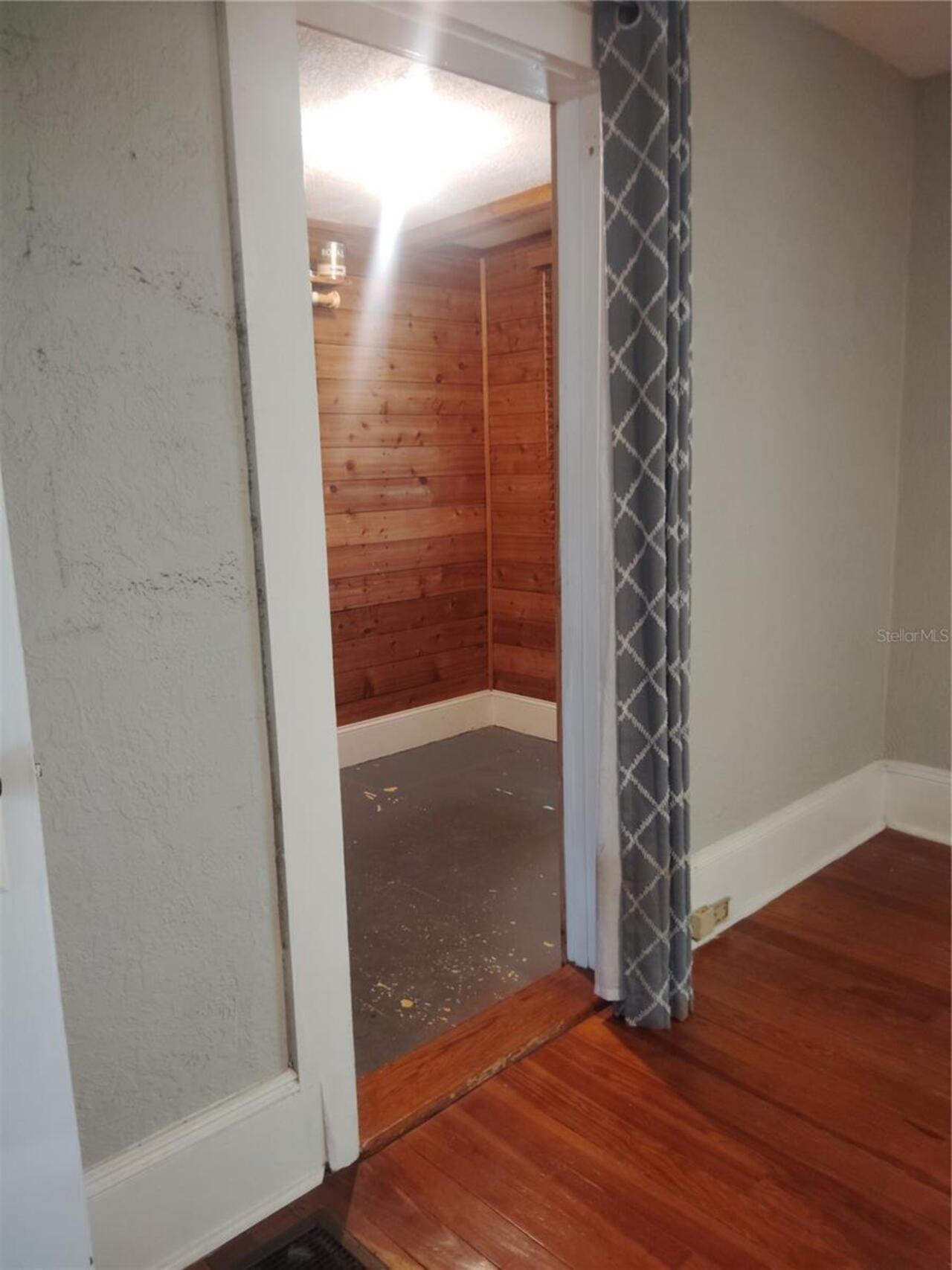 Listing Photo 14