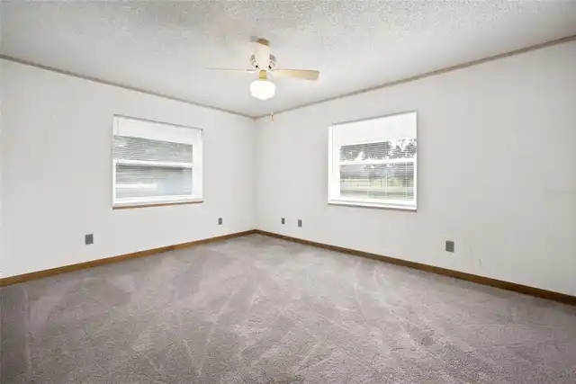 Listing Photo 37