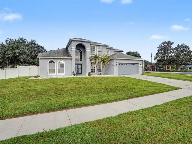 Listing Photo 8