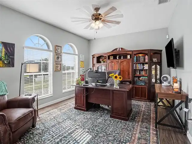 Listing Photo 23