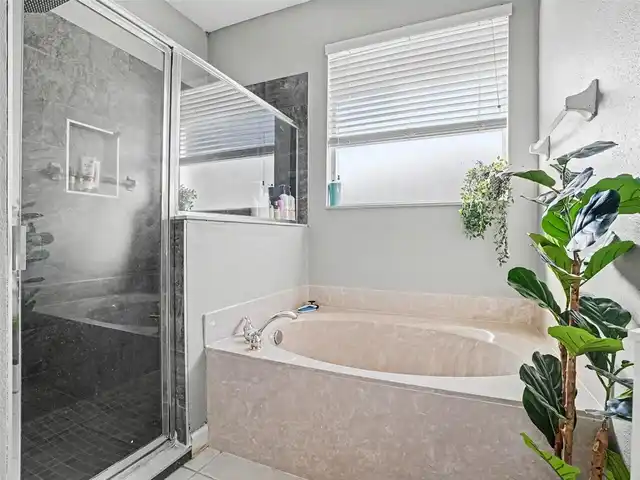 Listing Photo 25