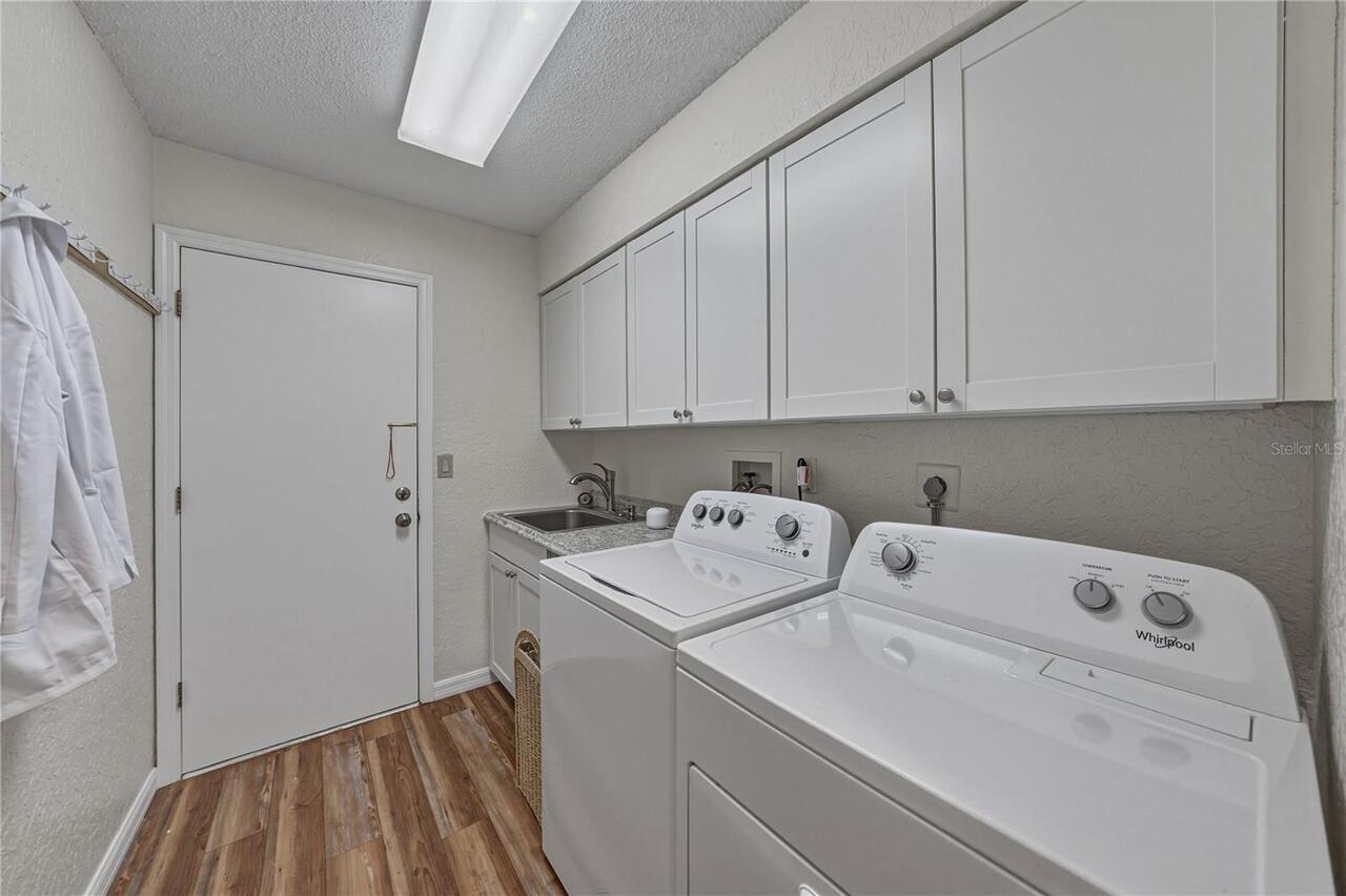 Listing Photo 23