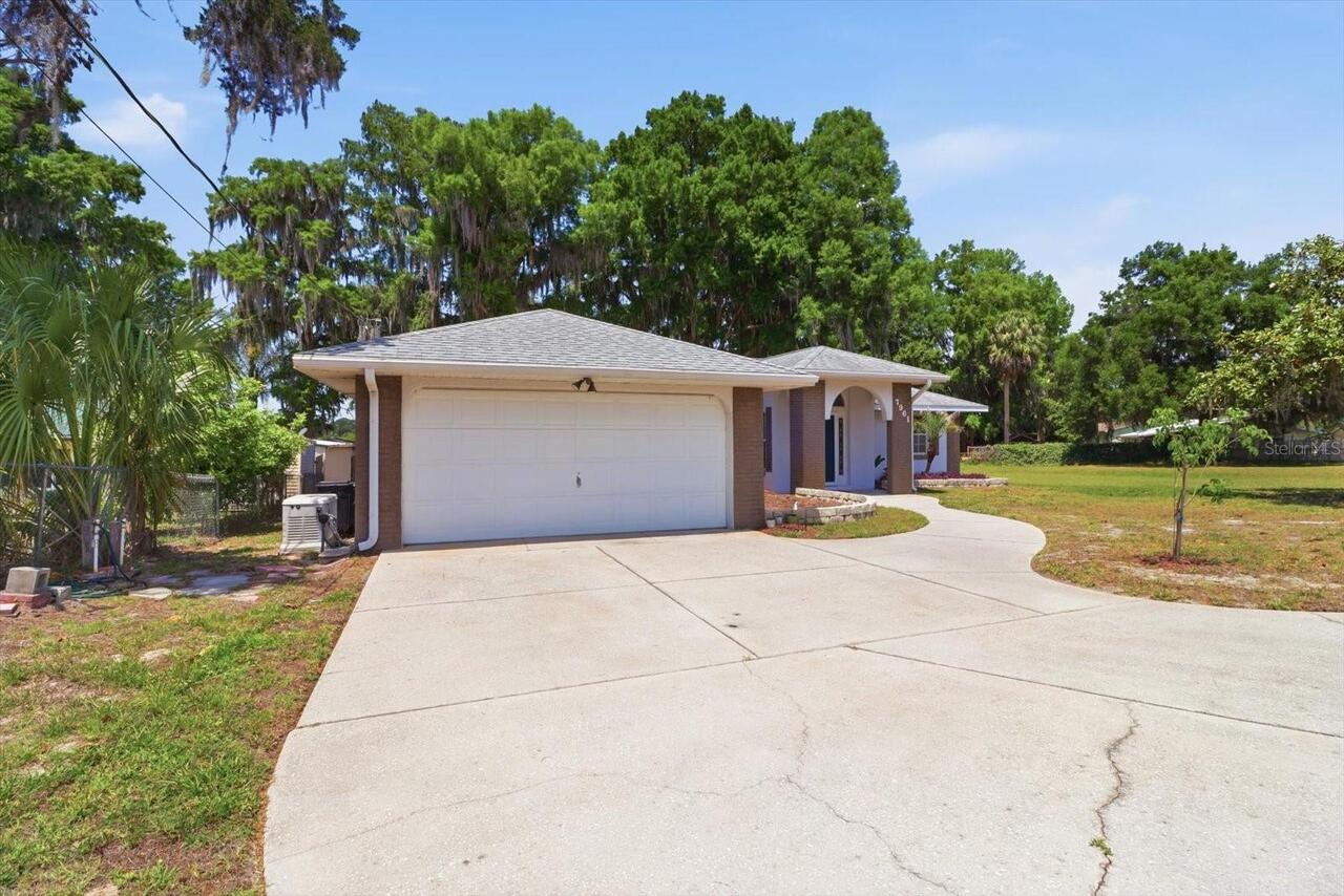 Listing Photo 7