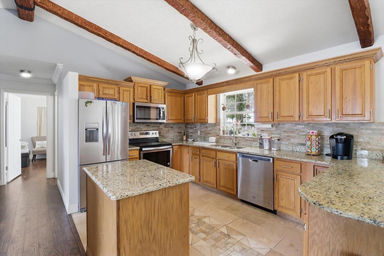 Listing Photo 18