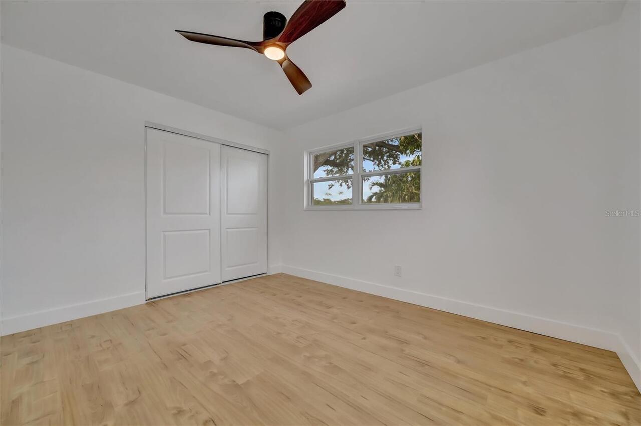 Listing Photo 33