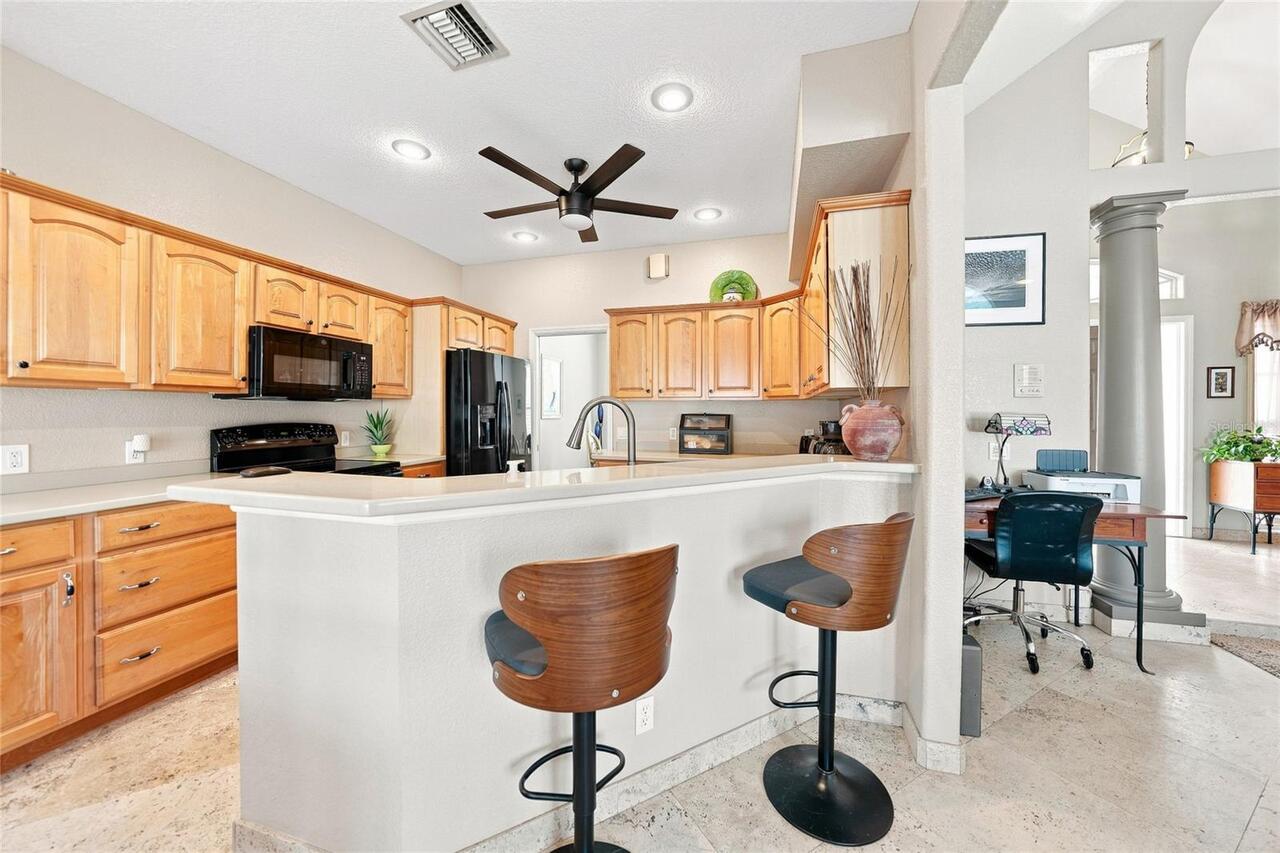 Listing Photo 11