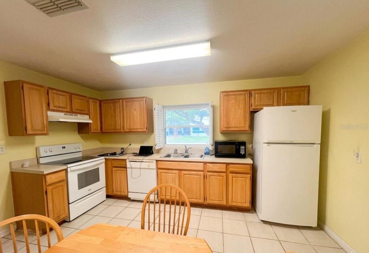 Listing Photo 6