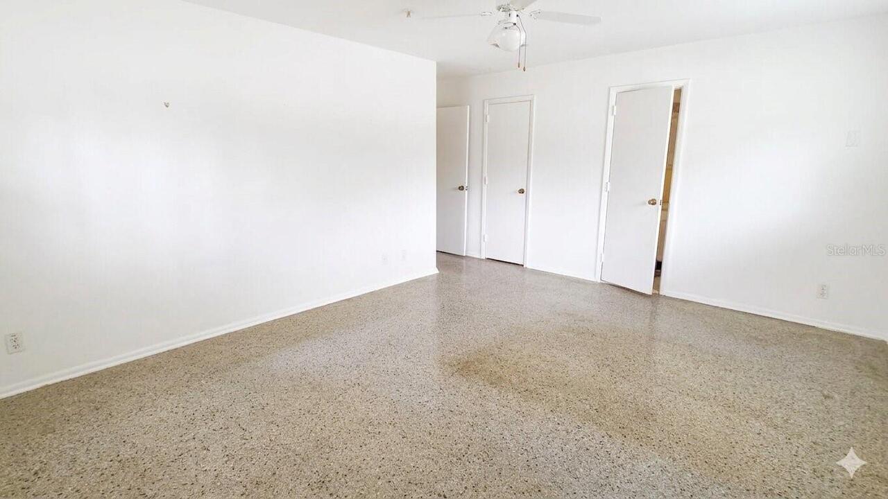 Listing Photo 14