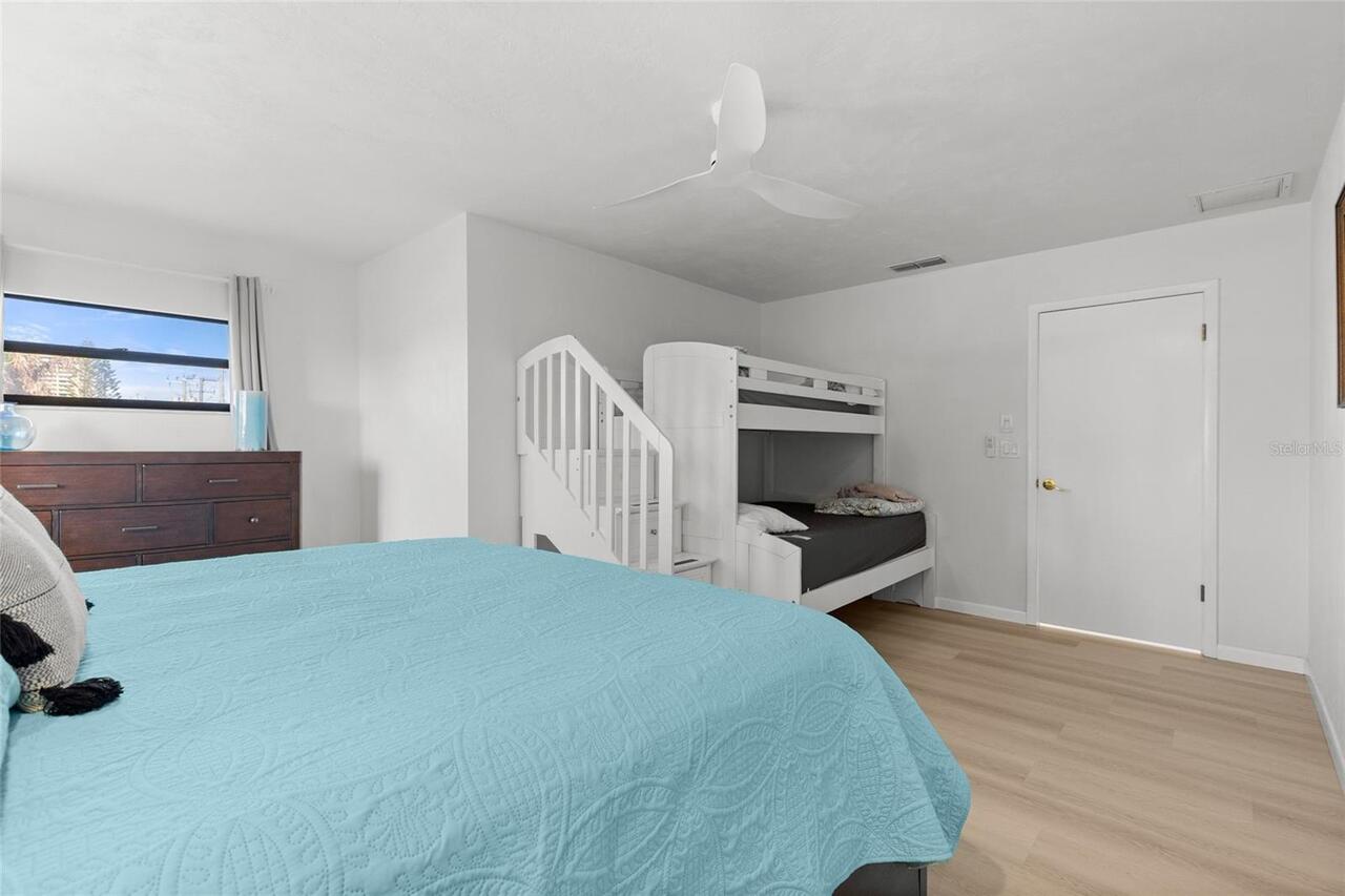 Listing Photo 43