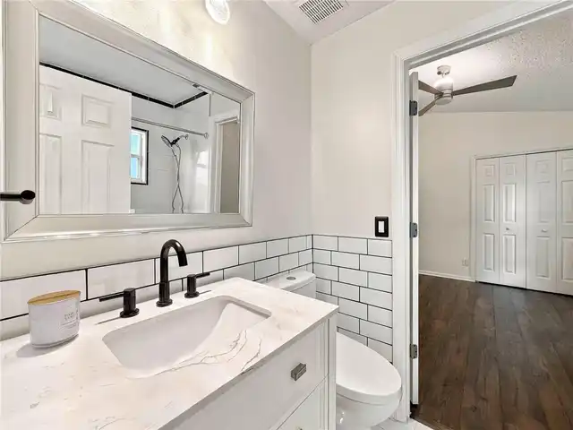 Listing Photo 12