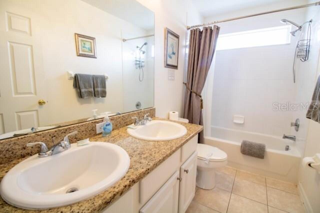 Listing Photo 10
