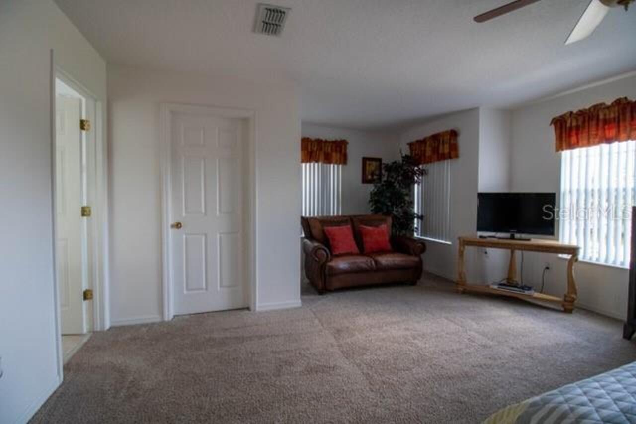 Listing Photo 28