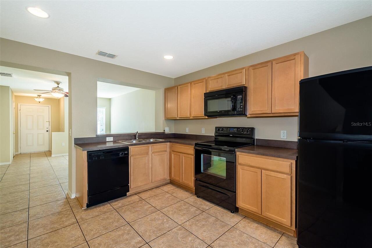 Listing Photo 9