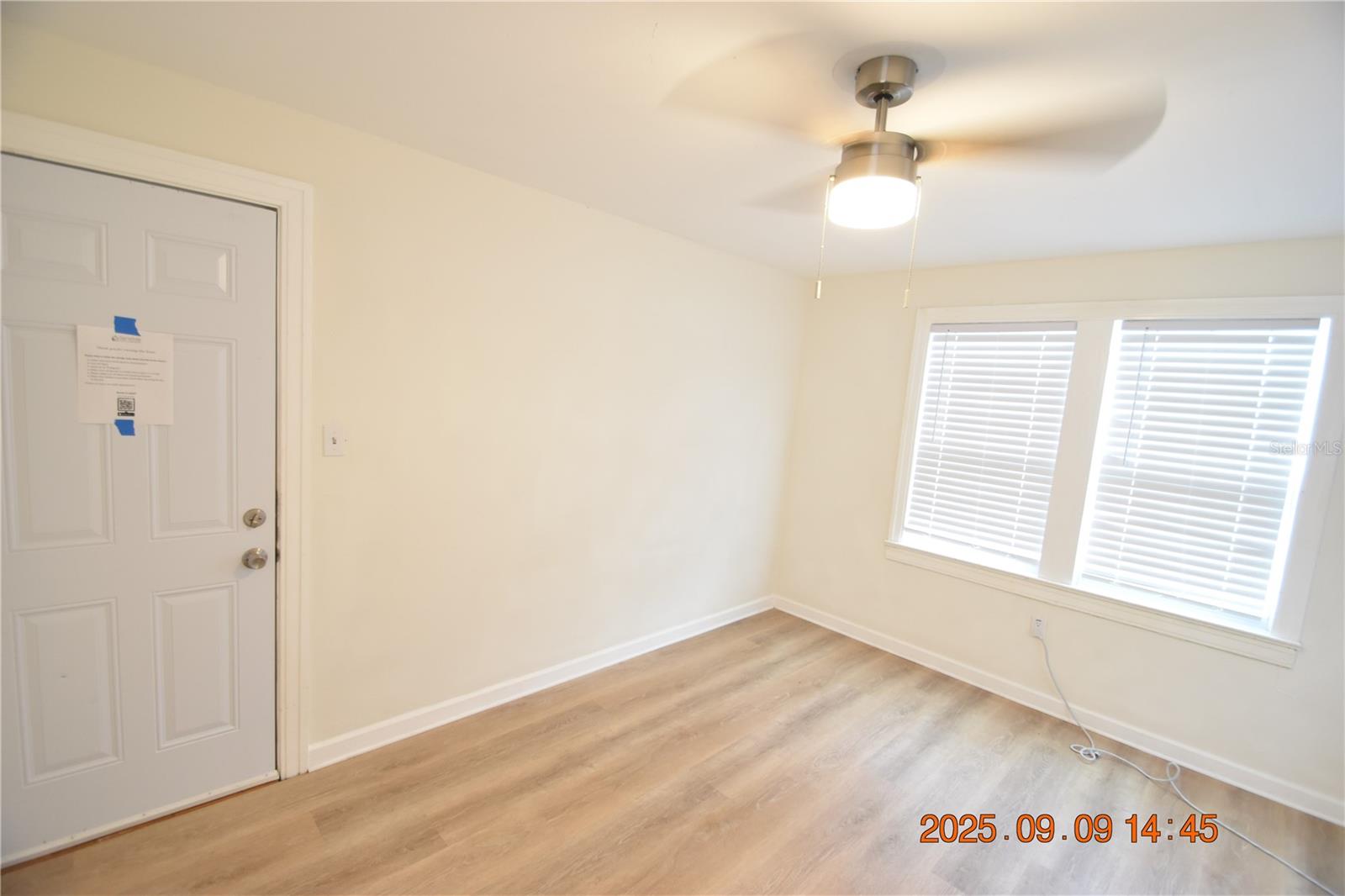 Listing Photo 11