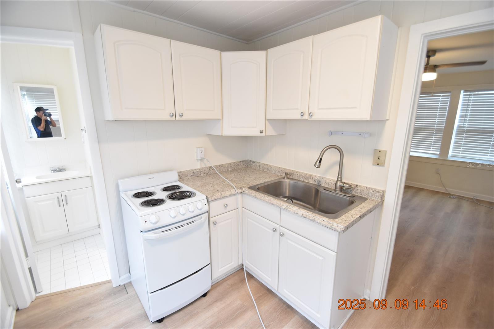 Listing Photo 12