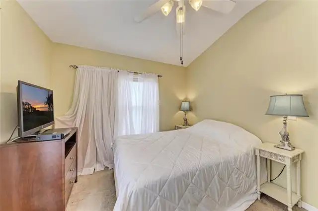 Listing Photo 32