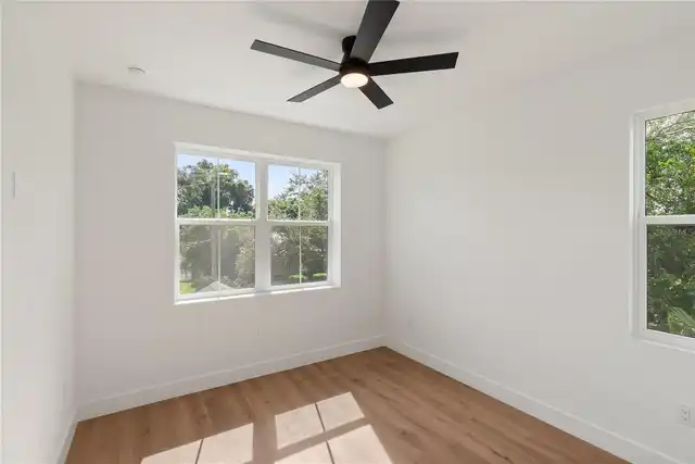 Listing Photo 26