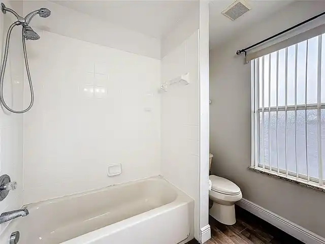 Listing Photo 28