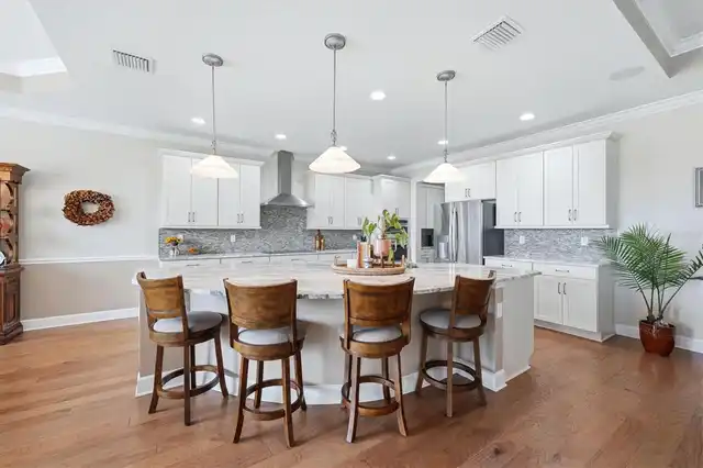 Listing Photo 18