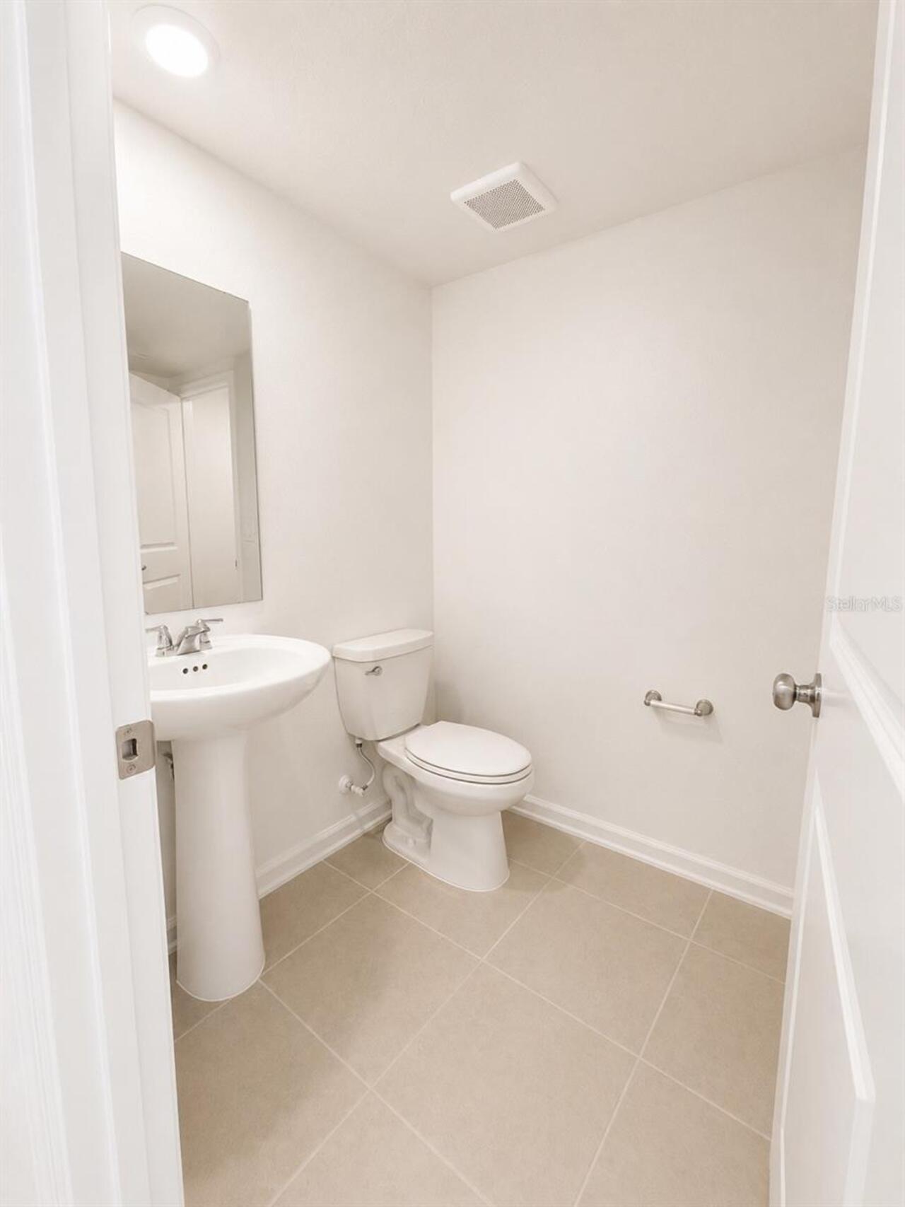 Listing Photo 10