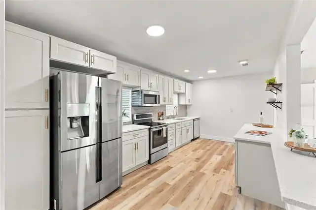 Listing Photo 15