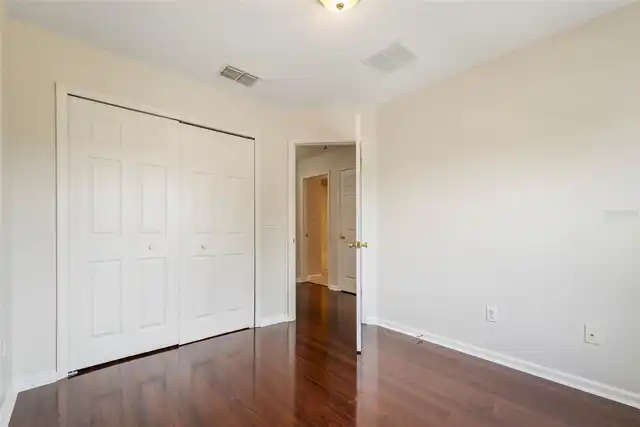 Listing Photo 38