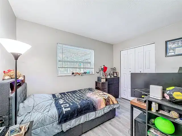 Listing Photo 21