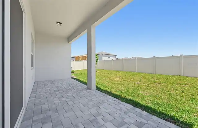 Listing Photo 15