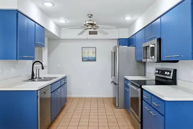 Listing Photo 14