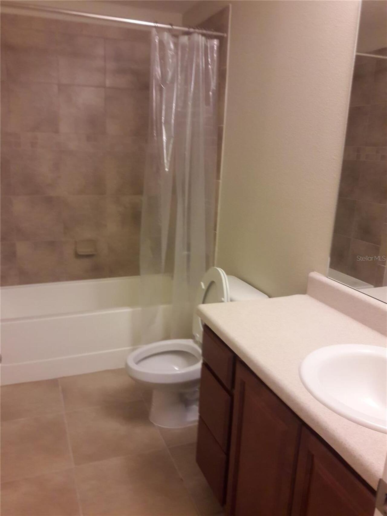 Listing Photo 10