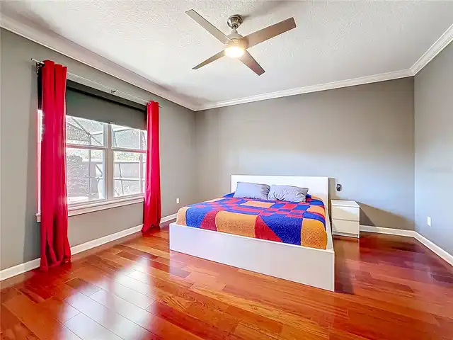 Listing Photo 18